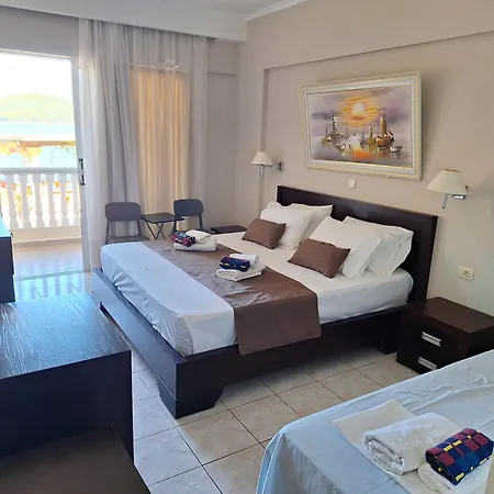Castle Hotel Himarë Extérieur photo