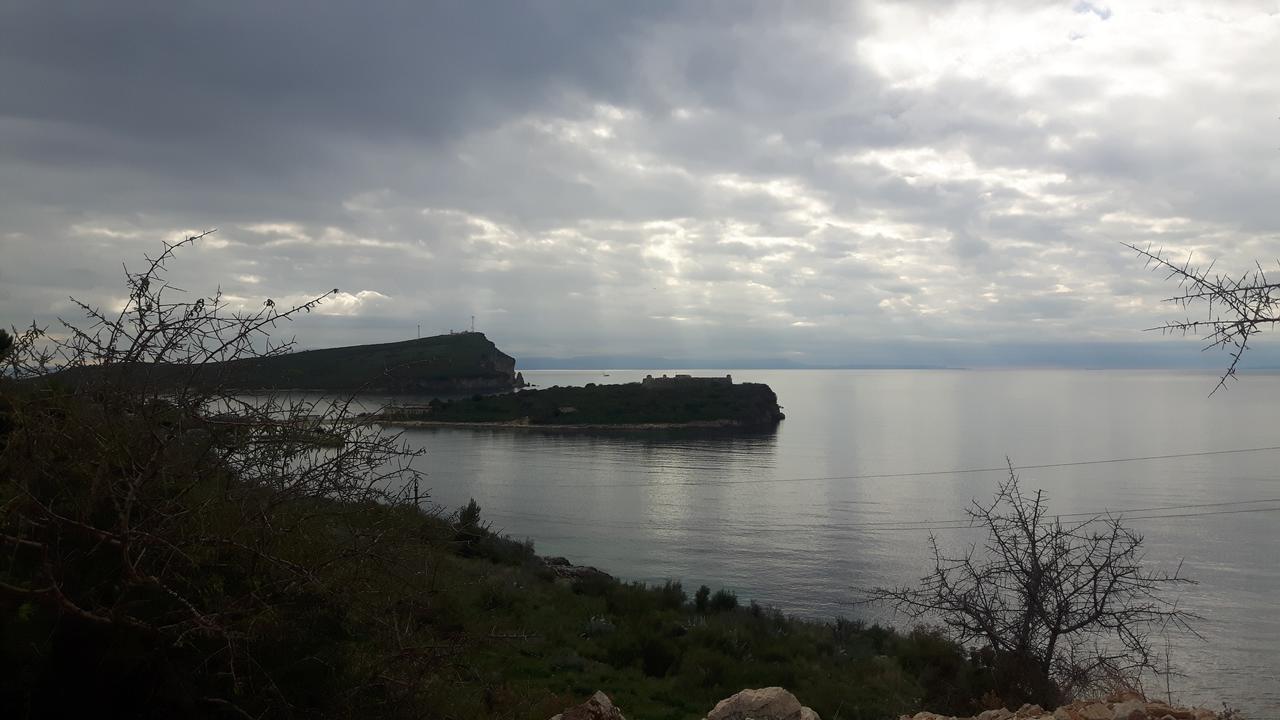 Hotel Castle Himare