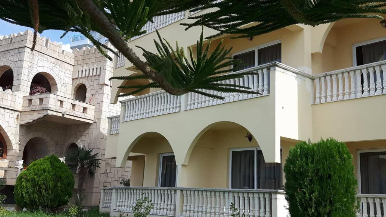 Hotel Castle Himare